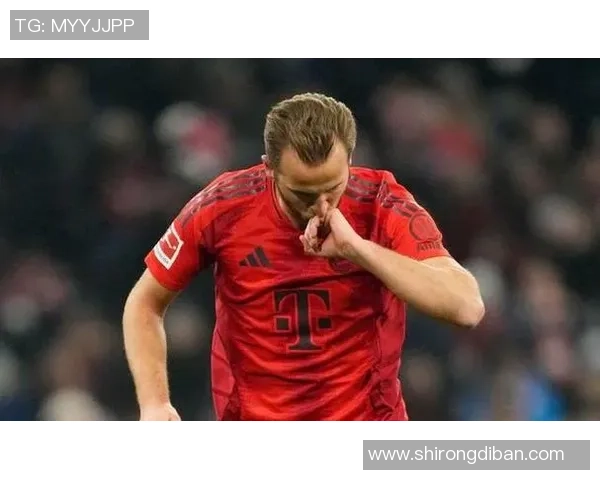 荷尔斯泰因对阵拜仁慕尼黑精彩比赛视频回放及赛后分析