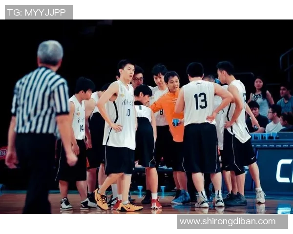 以球为枢纽聚校友友情 第六届湖南省外名校校友篮球联赛在长沙开赛